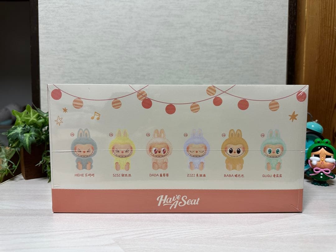 LABUBU THE MONSTERS Have A Seat ぬいぐるみ