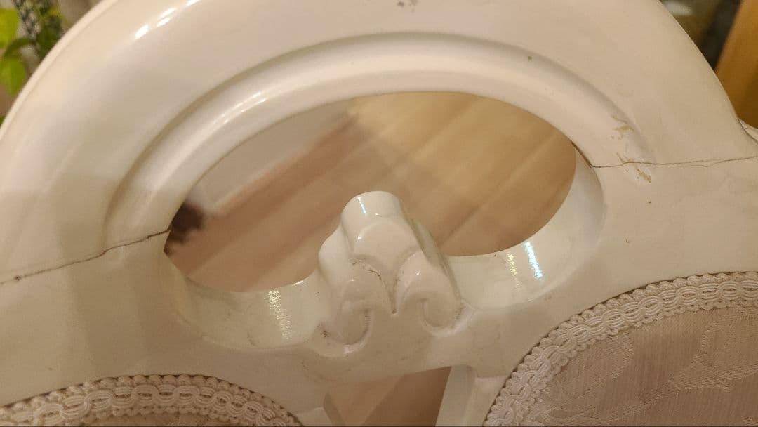 送料込み　ヴィンテージ、イタリア製クリーム色の長方形テーブルと椅子6脚セット