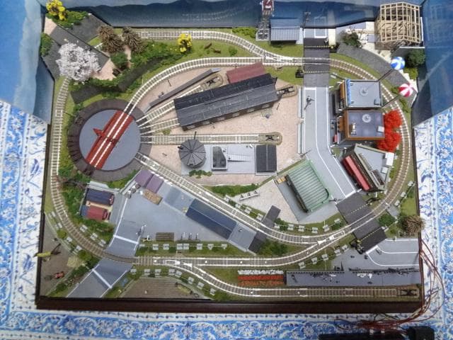 週刊SL鉄道模型 レイアウト・ジオラマ完成品 転車台ライト点灯PWケースNゲージ