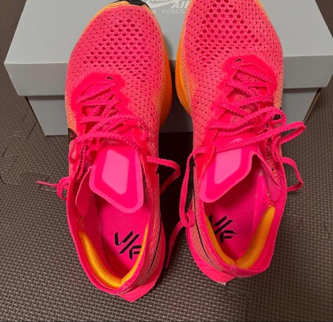 NIKEヴェイパーフライ3 25.5cm