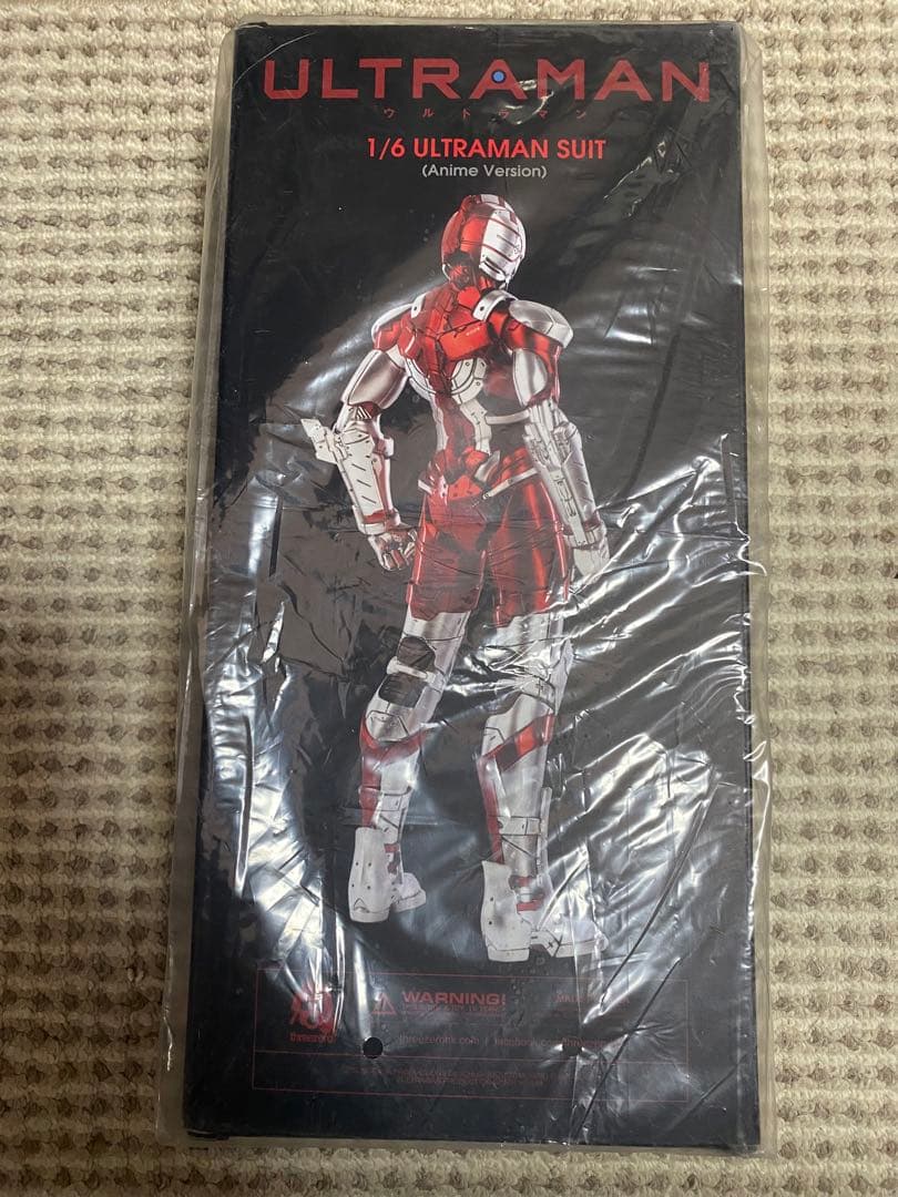 threezero ULTRAMAN SUIT4体＋weapon set 未開封