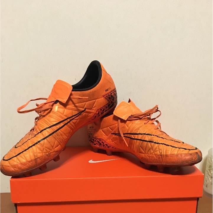 ナイキHYPERVenom