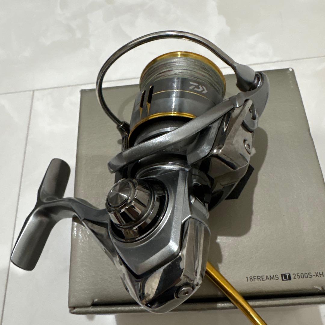 専用　18 フリームス LT 2500S-XH