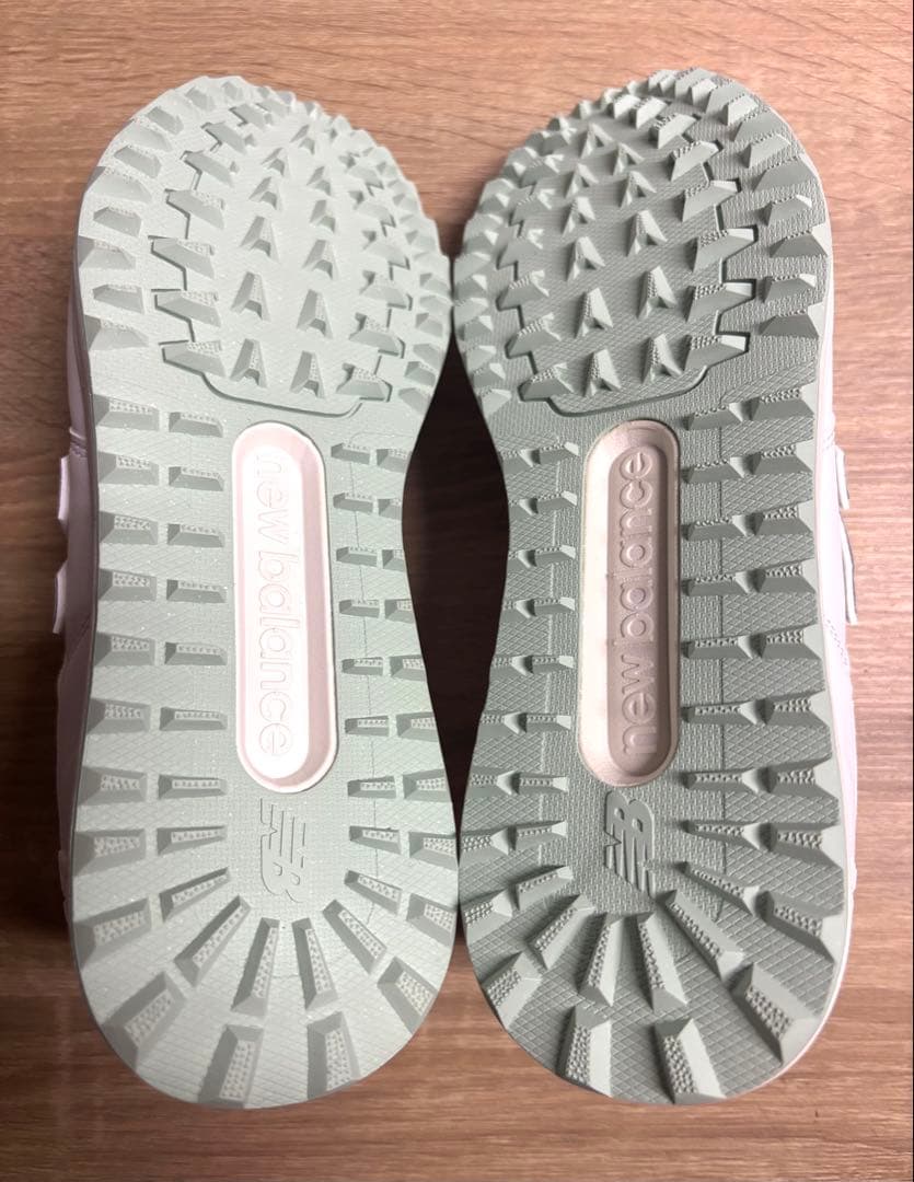 未使用 24cm 2Eニューバランスゴルフシューズ WGS574Q3 ホワイト