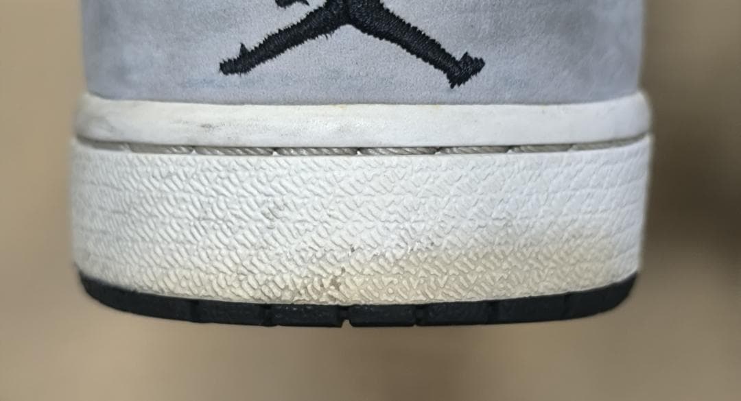 NIKE Air Jordan 1 Retro High シャドウ2009