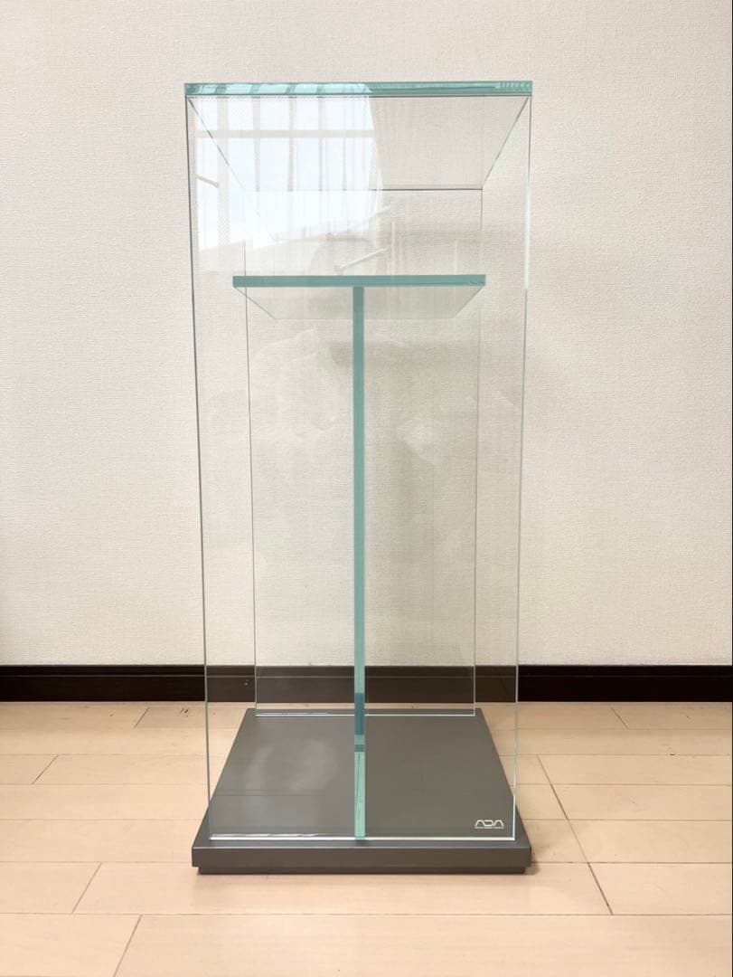 引き取り限定ADAキューブキャビネットクリア+木製ベースW300×D300用 ①