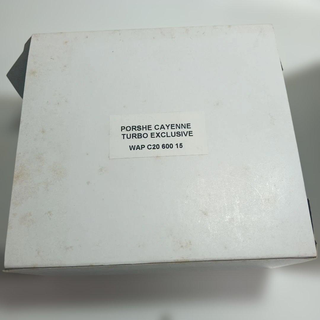 NOREV/ポルシェ　カイエンターボ　エクスクルーシブ　ダイキャスト 1/43