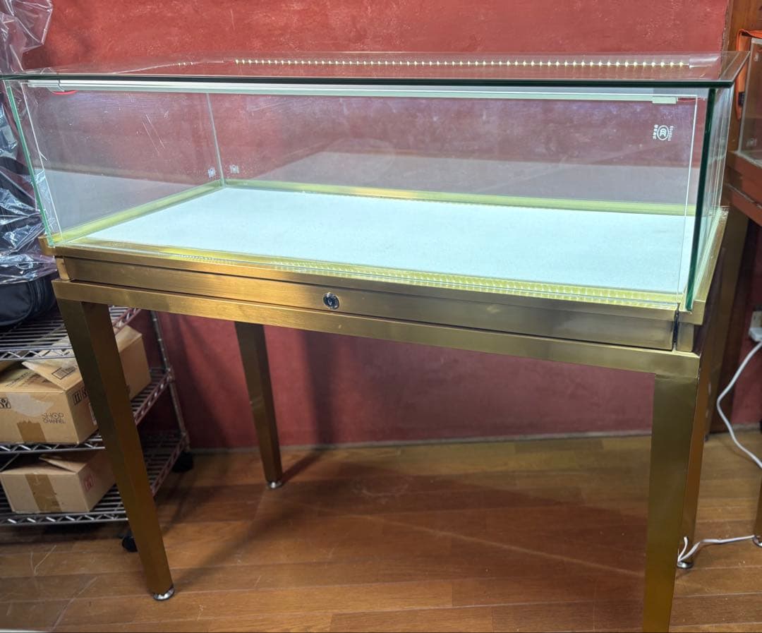 カウンター型LED照明&引き出し付きガラスジュエリーショーケース