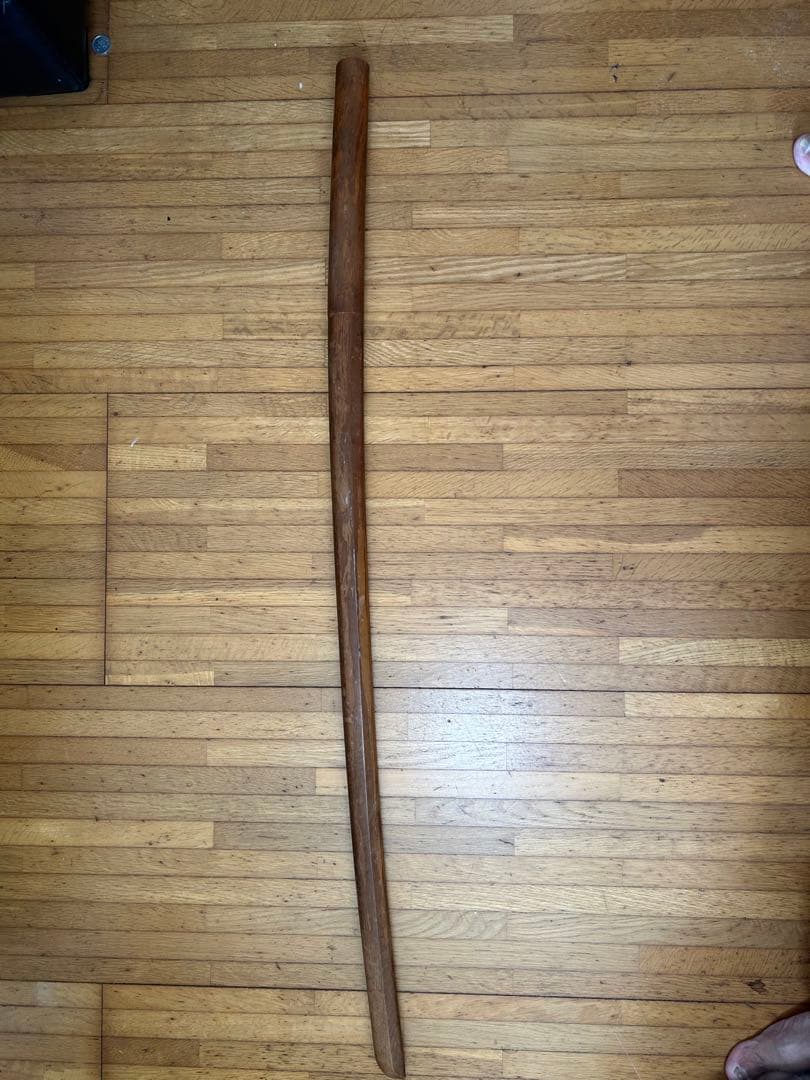 枇杷の木刀もう４０年前に購入したしましが変形もしておりません。