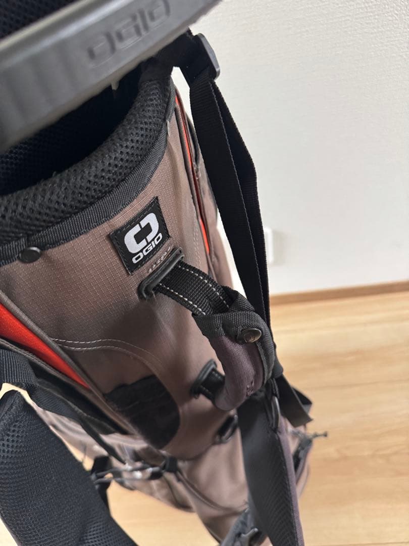 OGIO オジオ　キャディバッグ　スタンド式　カート式　9.5型　ゴルフバッグ