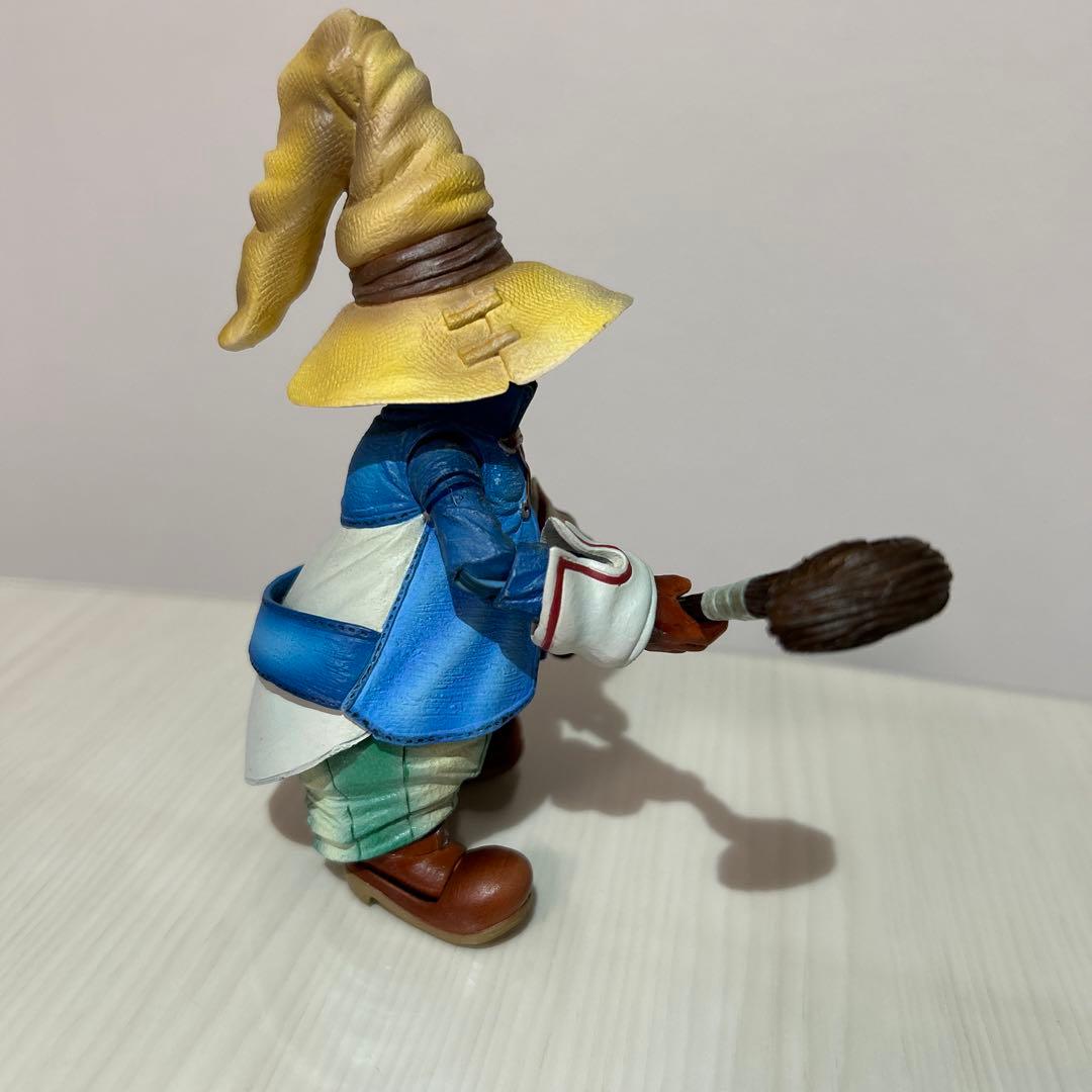 プレイアーツ　FF9 ファイナルファンタジー Ⅸ ビビ　フィギュア