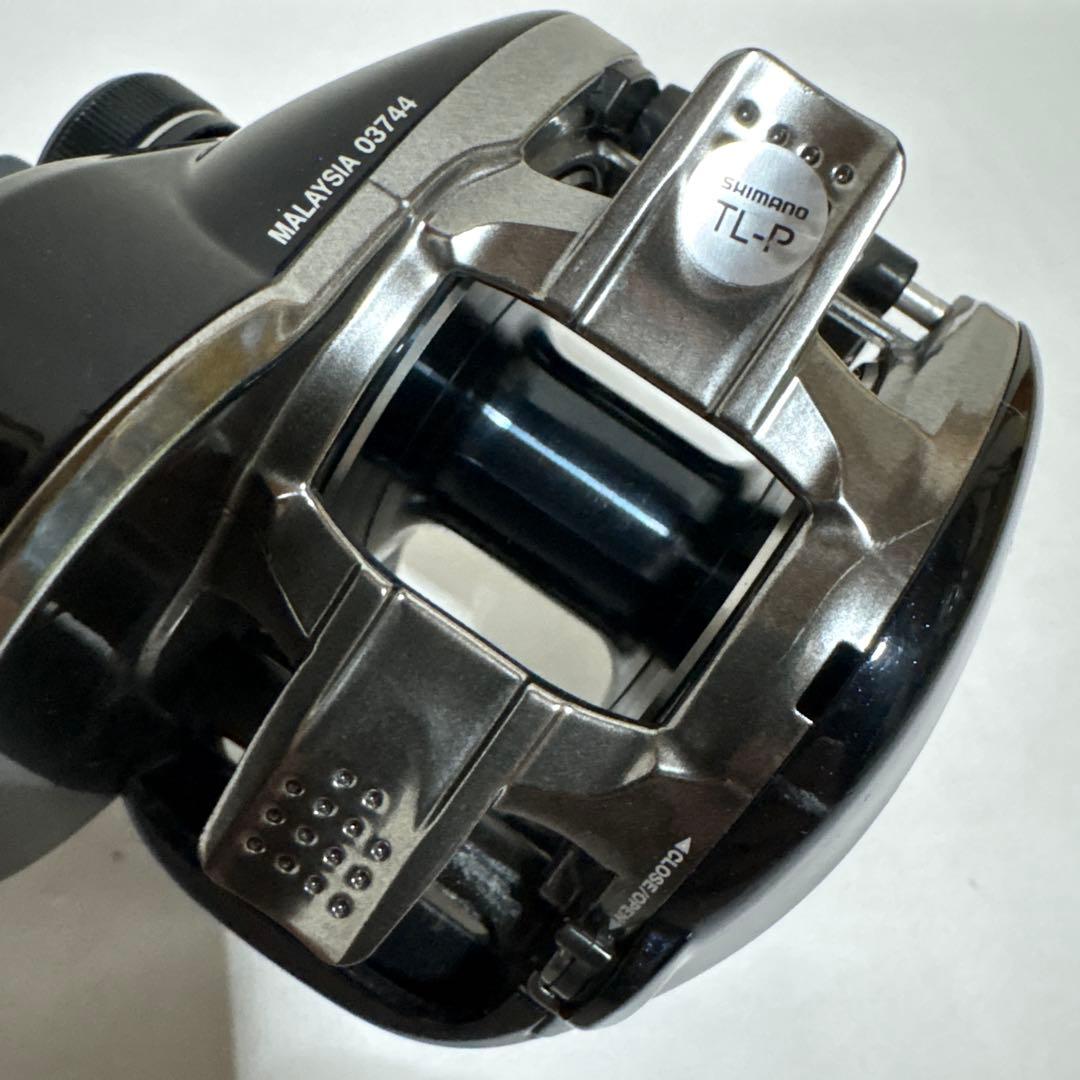 シマノ グラップラー　301HG 釣具　リール　ルアー