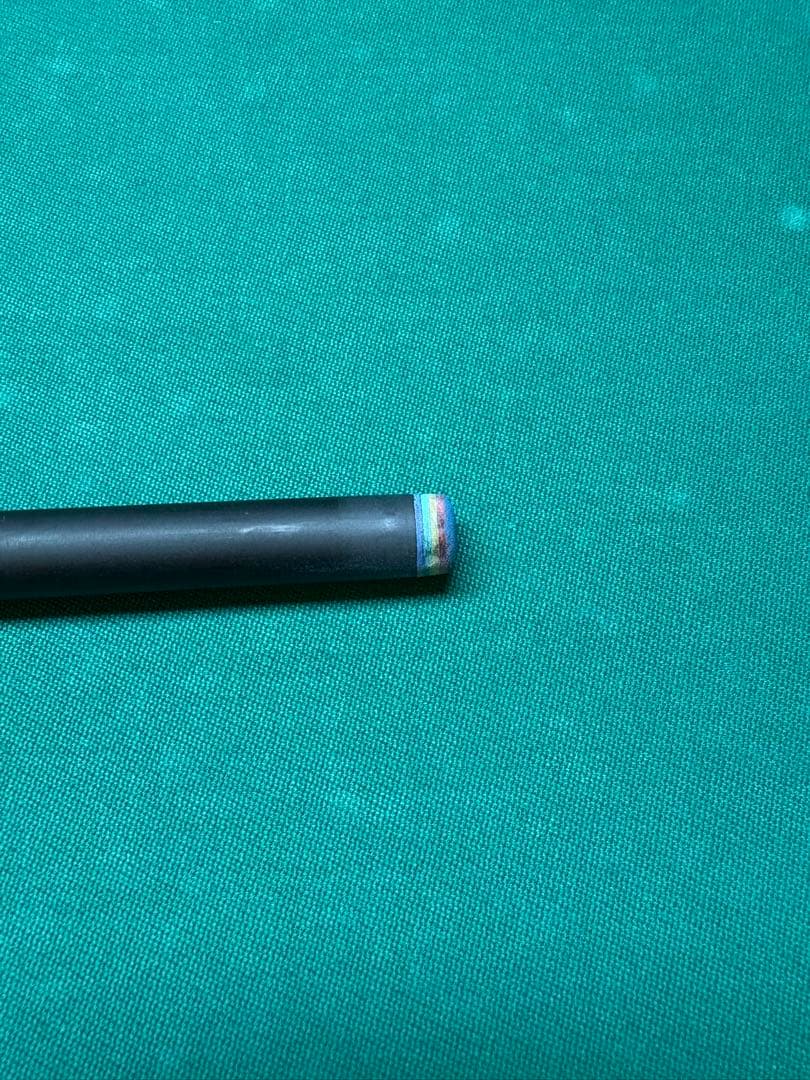 ビリヤードキュー「プレデターではない」