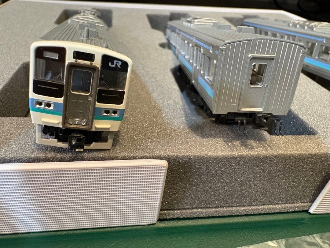 KATO 211系3000番台 長野色(10-1197)