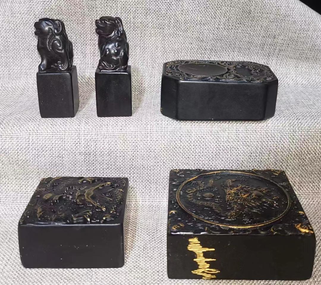 中国古美術・貴重な墨玉の5点セット・印鑑・摆件・書道具・文房具・天然石・案頭