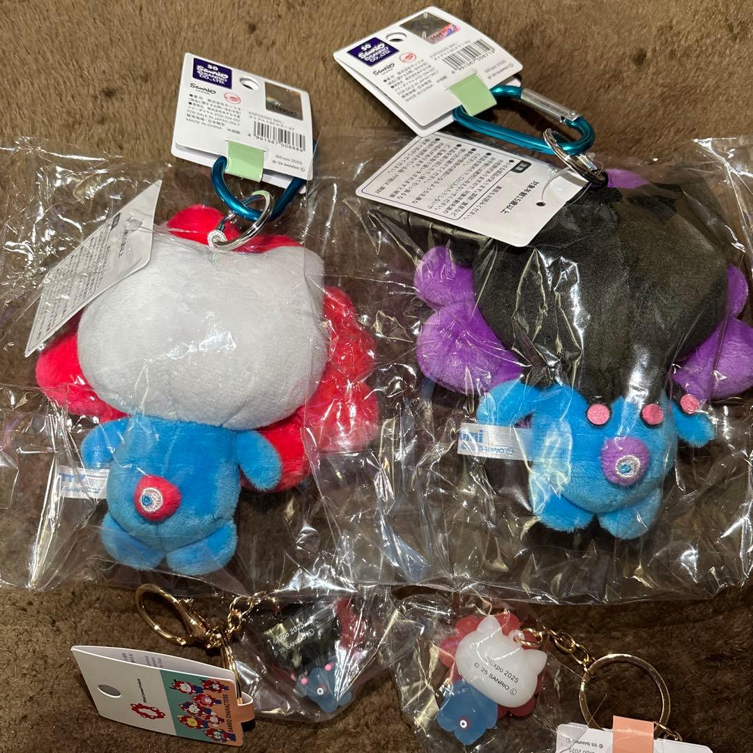 サンリオミャクミャク カラビナ キティとクロミセット