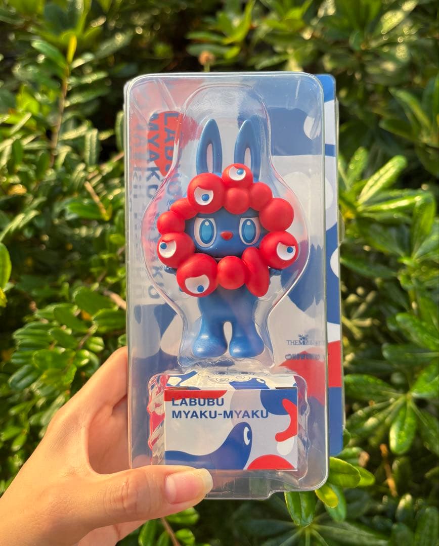 大阪関西万博限定 ラブブ ミャクミャク ストラップ付フィギュア