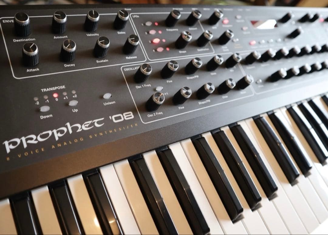 チ*ラ様 SEQUENTIAL Prophet'08 PE 61鍵シンセサイザー