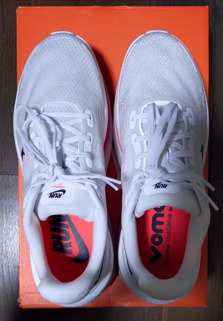 Nike ボメロプレミアム　Vomero Premium 27cm