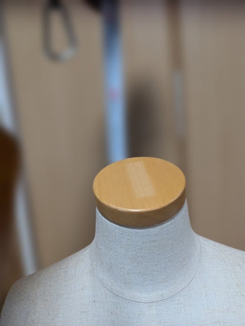 シンプルな布製マネキン