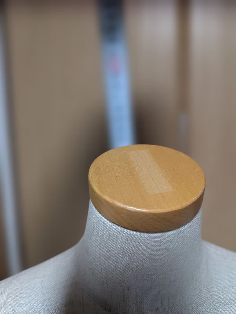 シンプルな布製マネキン