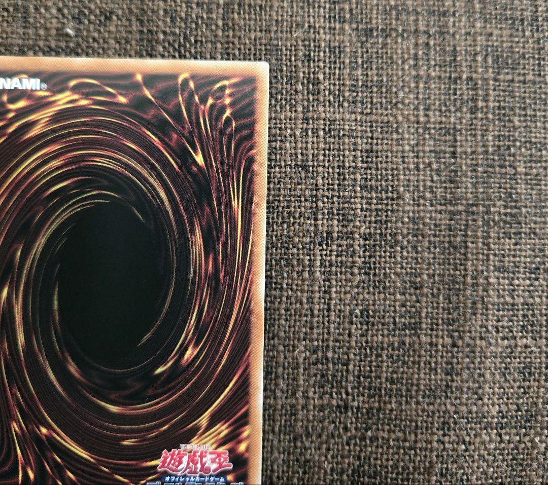 迷宮城の白銀姫 25th　レディオブザラビュリンス　絵違い