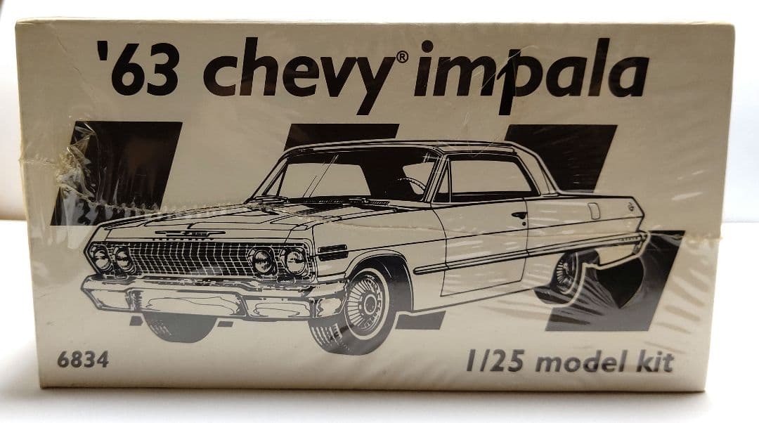 希少!！ 激レア!！世界限定品 未開封 amt '63 シボレー インパラ