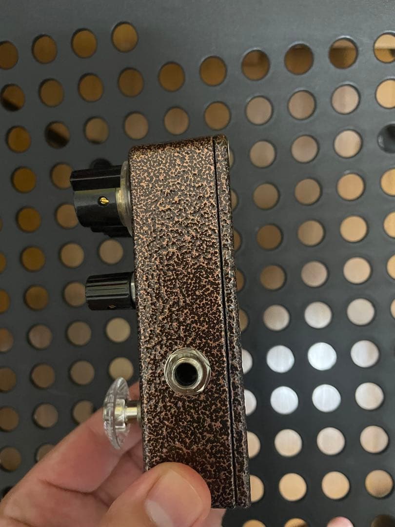 ギターエフェクター myriad fuzz クローン