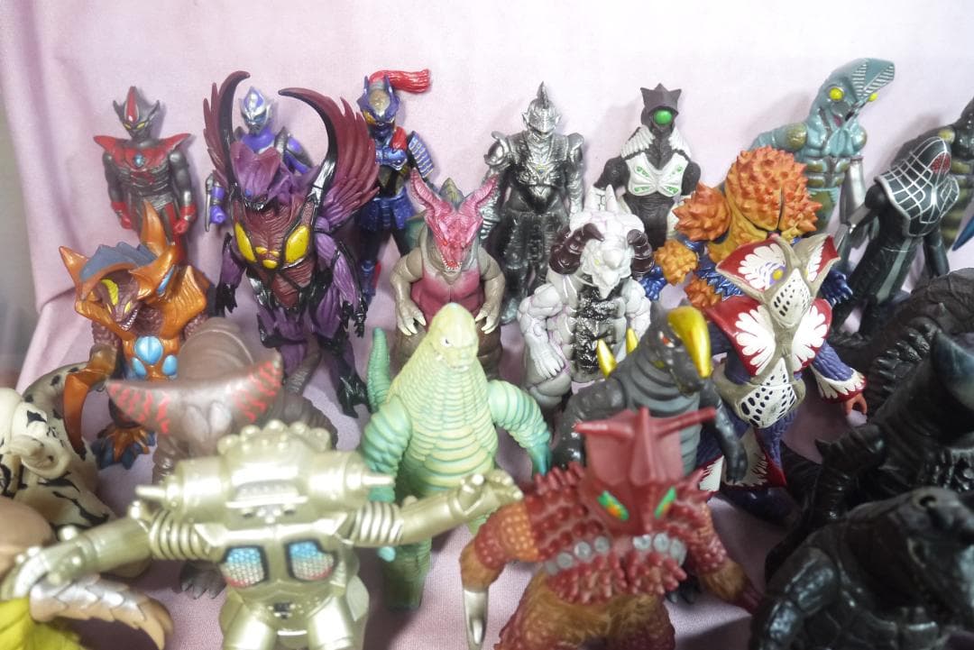 ウルトラ怪獣シリーズ　怪獣ソフビ　80体セット