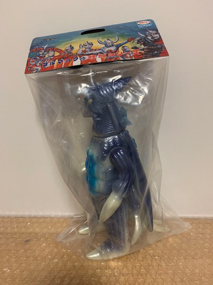 ブルマァク BULLMARK ホタルンガ（蓄光）ソフビアイランド限定