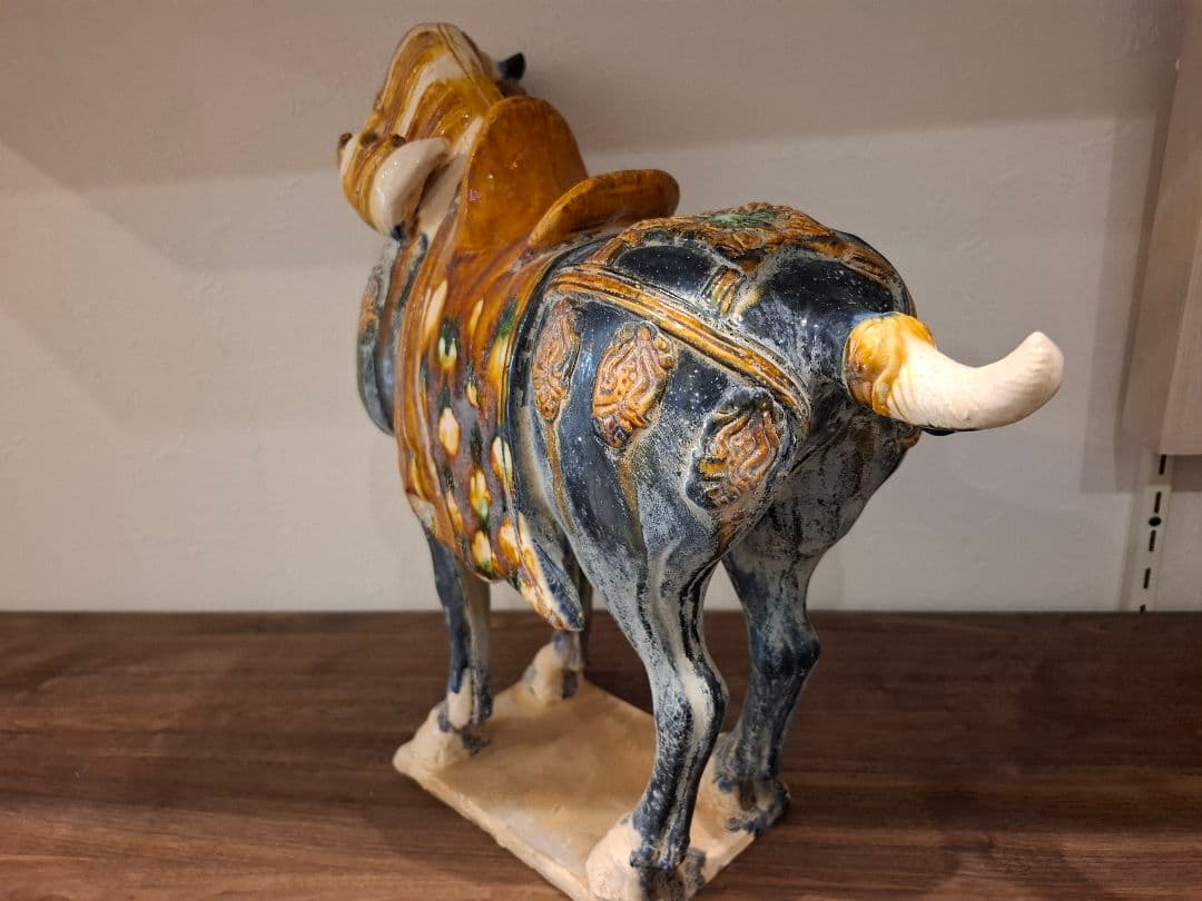 旧豪家蔵出し 唐三彩藍釉戰馬