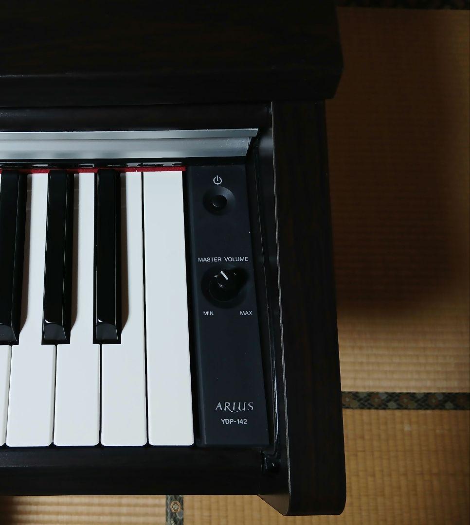 YAMAHA Arius YDP-142R 電子ピアノ