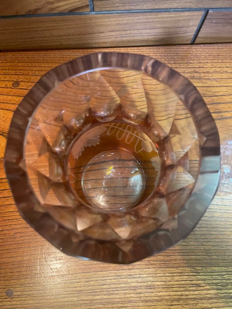 カガミクリスタル　色被せ　黄色　花瓶×1　各務クリスタル　重さ約2.2kg