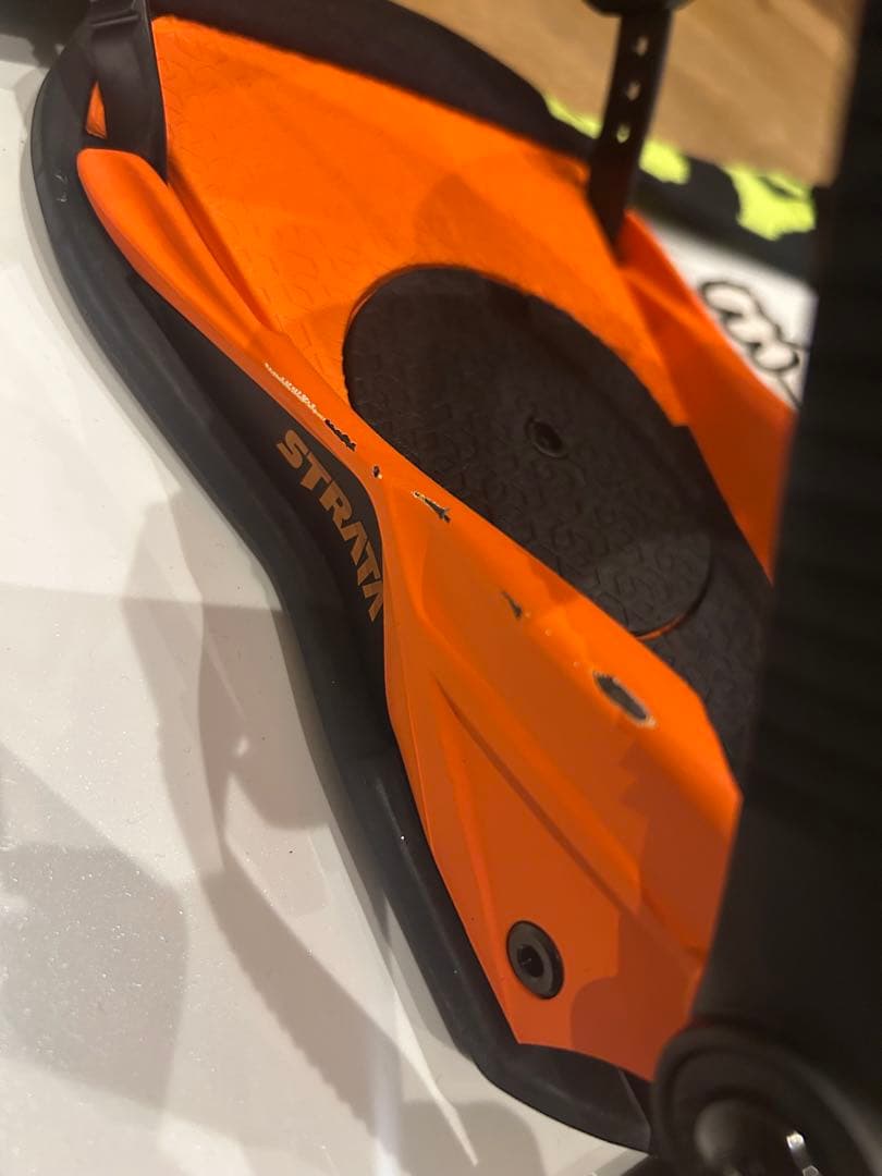 UNION STRATA ビンディング オレンジ