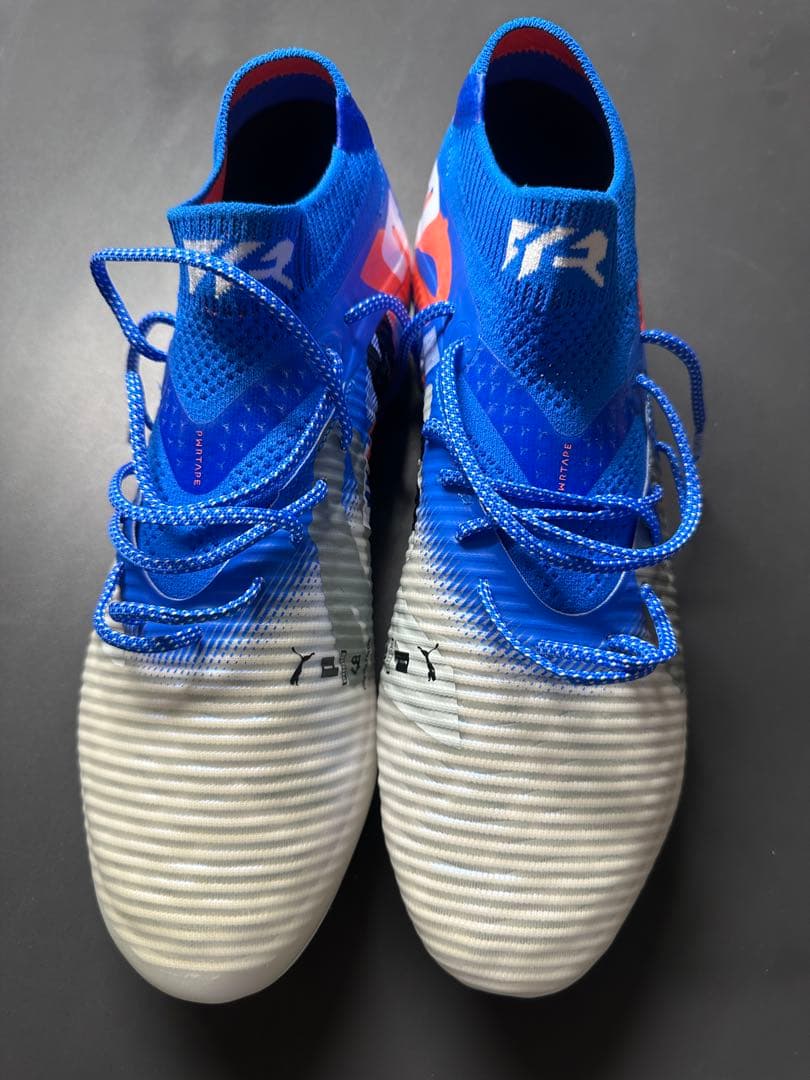 プーマ　フューチャー　Z 1.4 サッカーシューズ