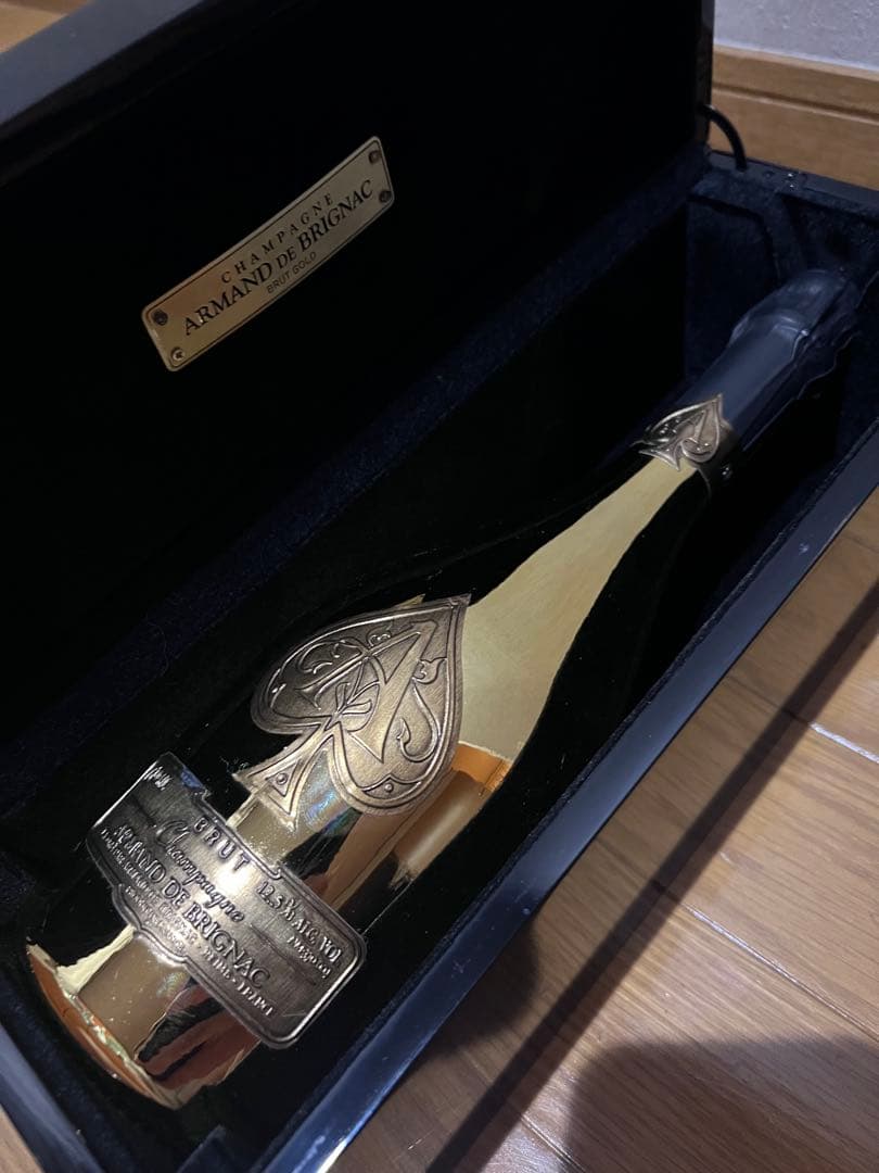 Armand de Brignac ブリュットゴールド　アルマンド　ゴールド