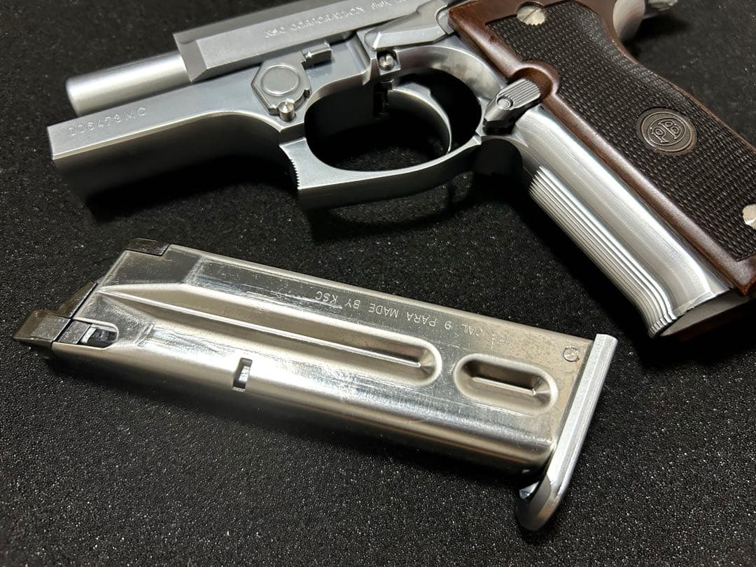 KSC M8000 クーガーF INOX ステンレスシルバー　木製グリップ付き