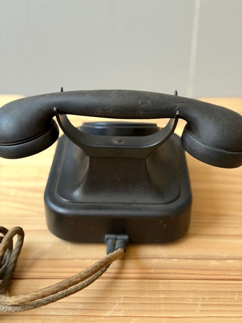黒電話　レトロ