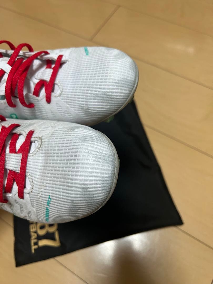 週末限定アシックス　DSライトアクロス PRO3