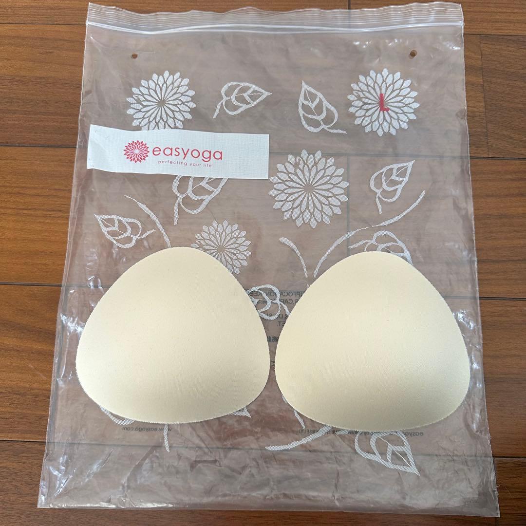 【新品未使用】easyyoga シンプルツイストクロップドタンクトップ　Lサイズ