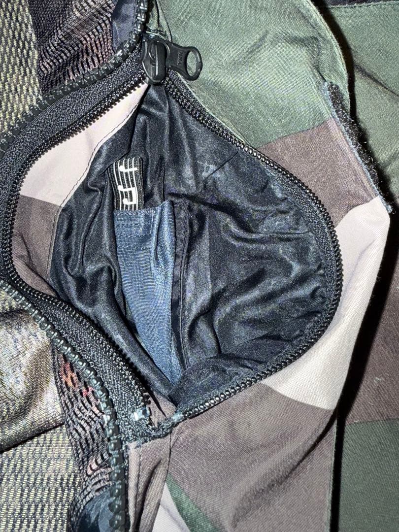 ボルコム GORE-TEX迷彩アウター XS