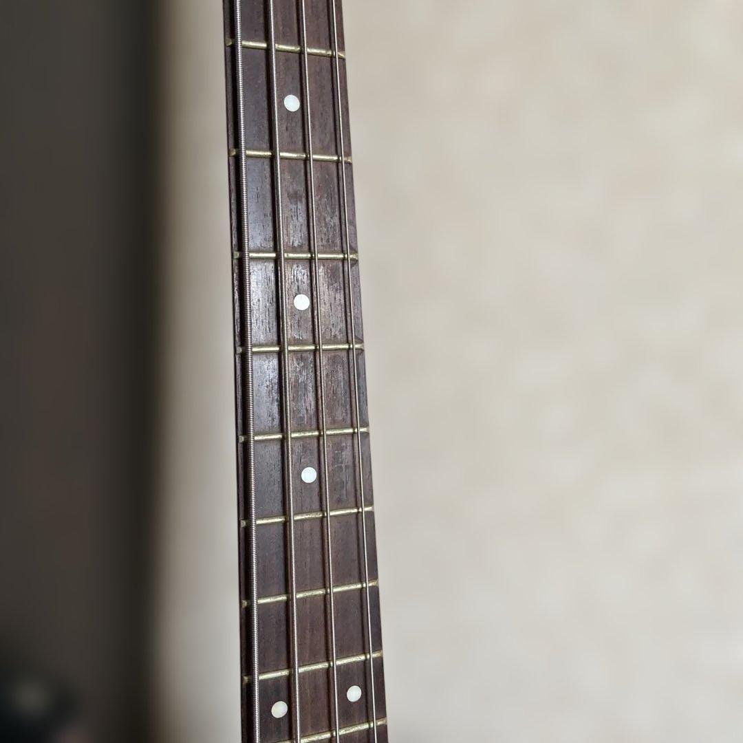 レッド エレキベース used ストラップ付き