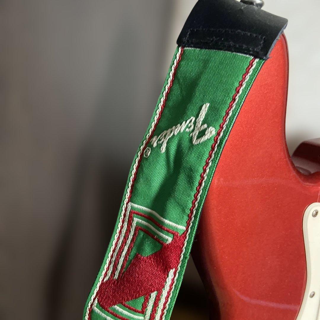 レッド エレキベース used ストラップ付き