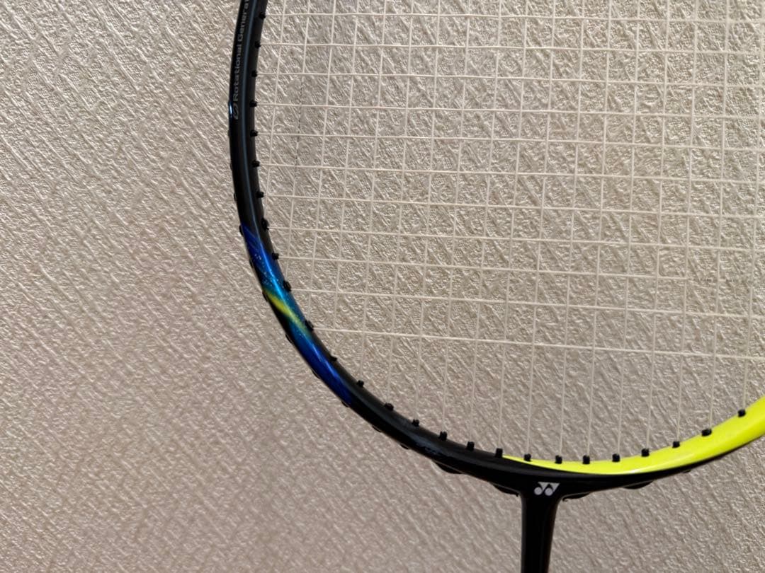 ASTROX77 3UG5 バドミントンラケット 2本セット