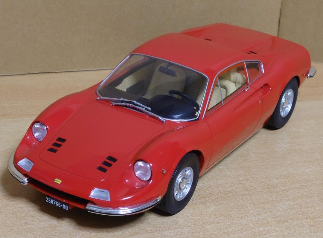 1/18 フェラーリ ディーノ 1969 レッド Dino 246GT MCG製