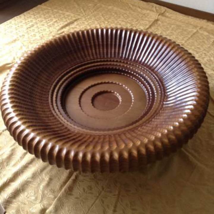 工芸品・特大・彫刻【木・大皿・飾り皿】直径90cm