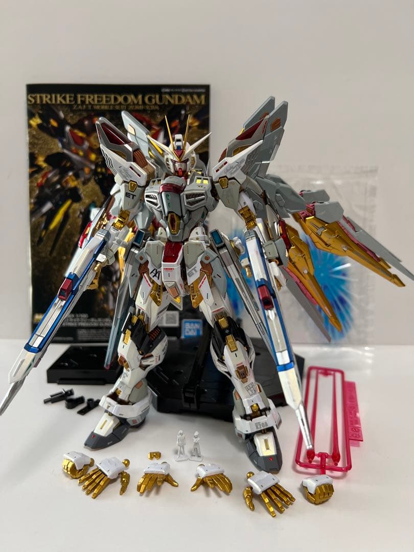 ガンプラ MGEX 1/100 ストライクフリーダムガンダム 塗装完成品