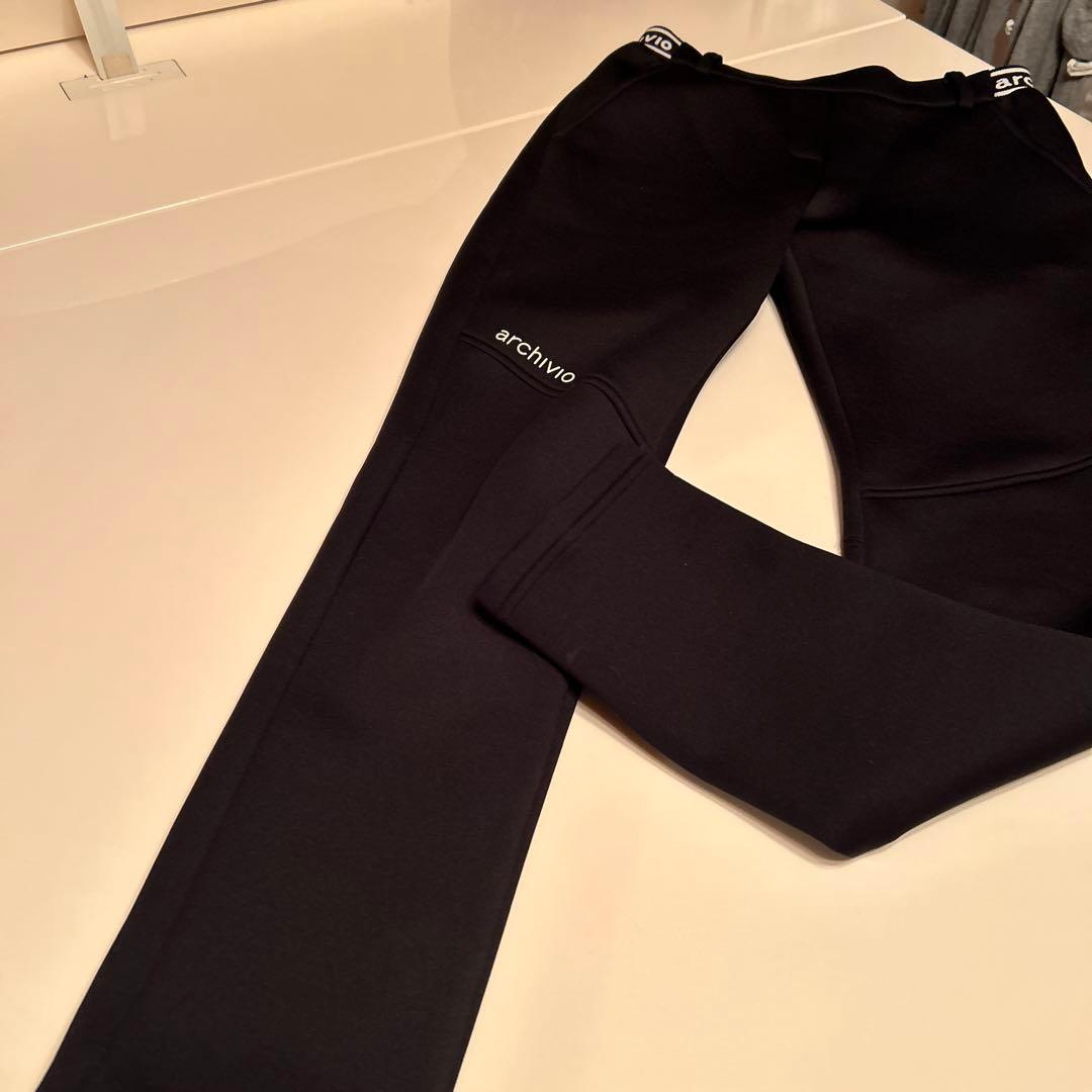 アルチビオ　ダンボールニットパンツ