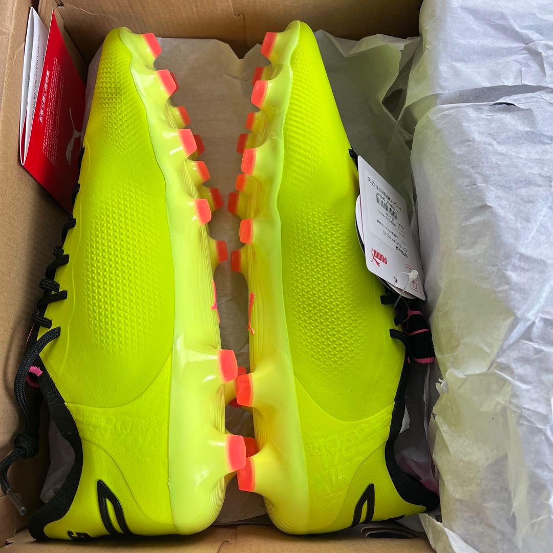 プーマPUMA KING ULTIMATE HG/AG トップモデル２７．０ＣＭ