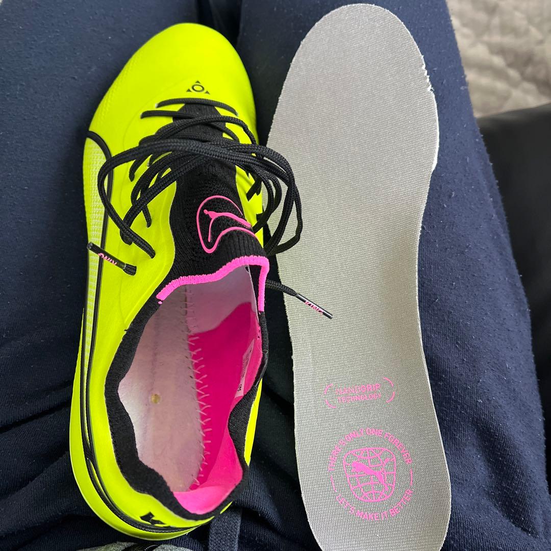 プーマPUMA KING ULTIMATE HG/AG トップモデル２７．０ＣＭ